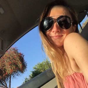 Meet your Posher, Kristin